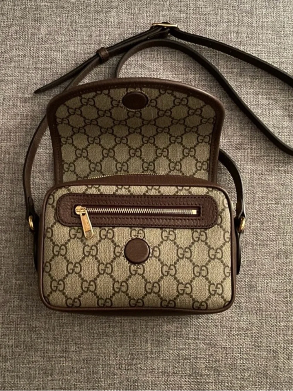 AUTHENTIC GUCCI OPHIDIA MINI SHOULDER BAG - Picture 4 of 12